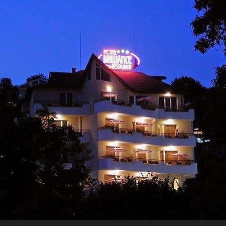 Brilliance Hotel Varna Buitenkant foto