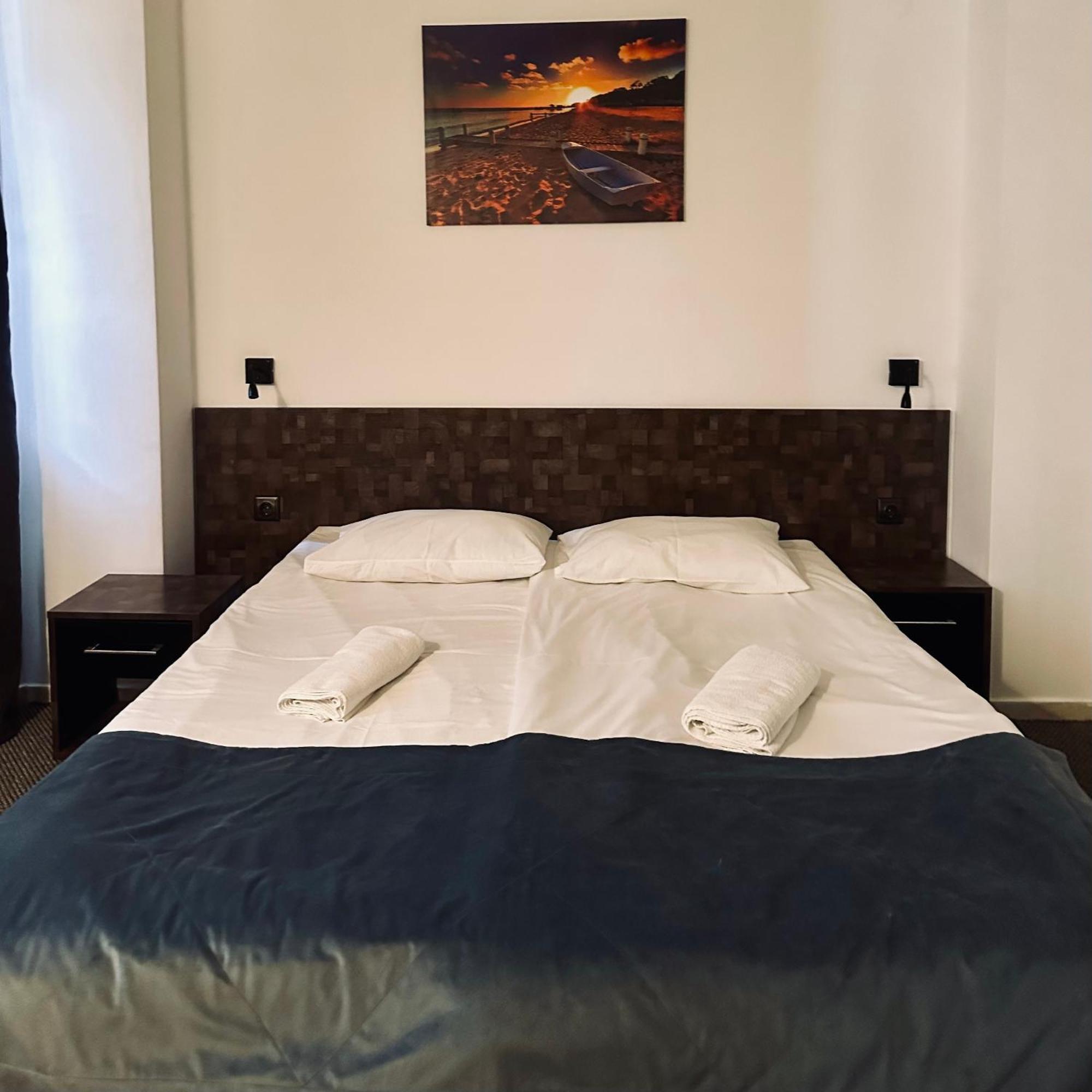 Brilliance Hotel Varna Buitenkant foto